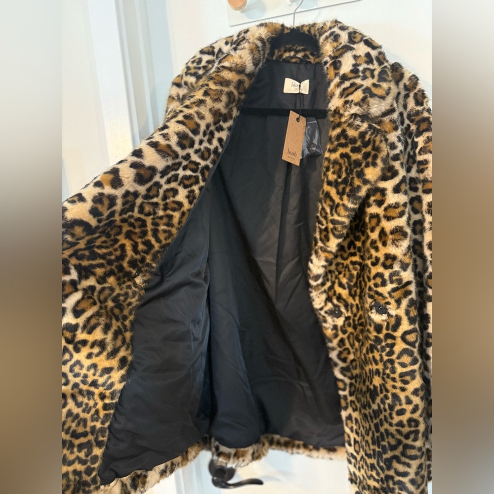 Leopard Print Faux Fur Coat - Women - Picture 8 of 10